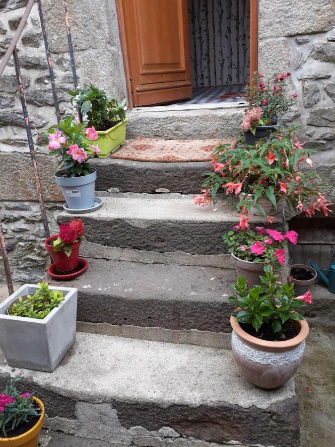 Fresnay-sur-Sarthe Le Refuge Des Alpes Mancelles 아파트 외부 사진